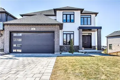 1061 RIVERBEND Road, London South, ON N6K 0J1