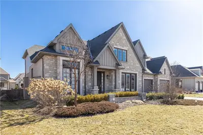 2302 WATERSIDE Terrace, London North, ON N6G 0E7