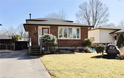 62 HARCROFT Crescent, London South, ON N6C 3A1