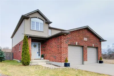 1620 VANDUSEN Court, London North, ON N5X 0G2