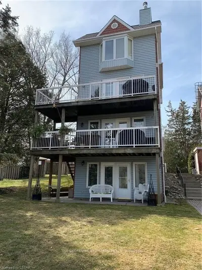 48 ONTARIO Street S 25, Lambton Shores, ON N0M 1T0