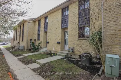 500 SOUTHDALE Road E 19, London South, ON N6E 1A4