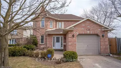 126 MARTINET Place, London East, ON N5V 4B5