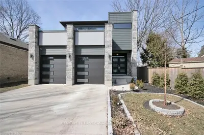 53 CAVENDISH Crescent, London North, ON N6H 1A3