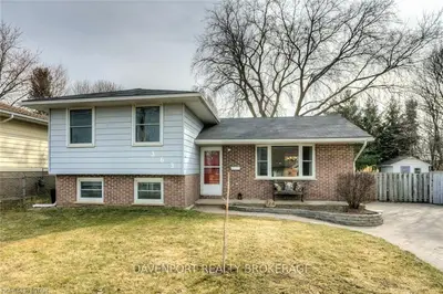 363 DOMINION Street, Strathroy-Caradoc, ON N7G 3G9