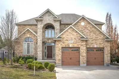 118 STAFFORDSHIRE Court, London North, ON N6H 0B9