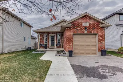 1652 BENJAMIN Drive, London East, ON N5V 5K1
