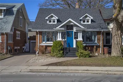 59 WORTLEY Road, London South, ON N6C 3N9