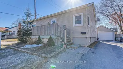 1087 TRAFALGAR Street, London East, ON N5Z 1G6