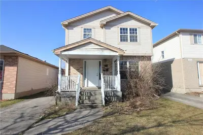 290 FLEMING Drive, London East, ON N5V 4Y7