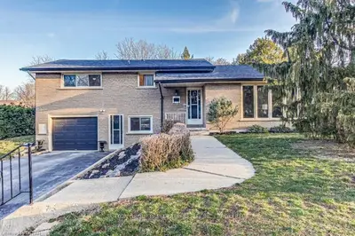 1283 WAYNE Road, London South, ON N6K 2G8