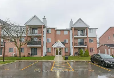 1096 JALNA Boulevard 43, London South, ON N6E 3B8