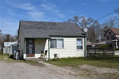 284 MARGARET Street, Lucan Biddulph, ON N0M 2J0