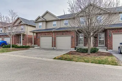 1059 WHETHERFIELD Street 61, London North, ON N6G 0B6