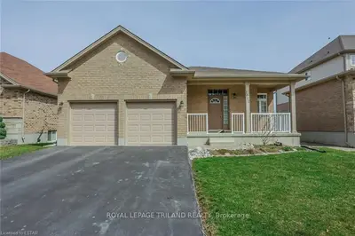 1072 LOFT Court, London North, ON N6G 0J9