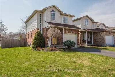 847 SPRUCEWOOD Drive, London North, ON N5X 4L7