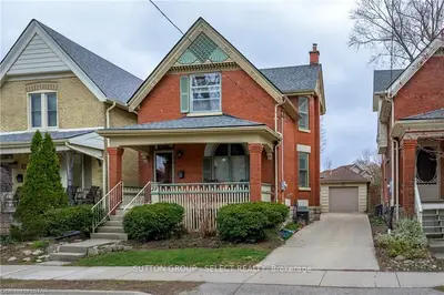 22 CATHCART Street, London South, ON N6C 3L6