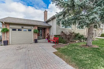 78 GARDENVALE Crescent, London South, ON N6J 4B9