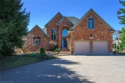 1299 WESTDEL, London South, ON N6K 4R1