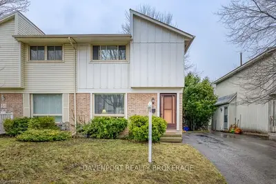 49 RANCHWOOD Crescent, London North, ON N6G 3A1