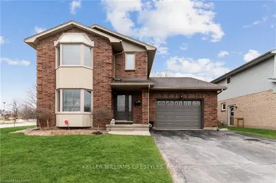 1 Bonaparte Lane, London East, ON N5V 4B1