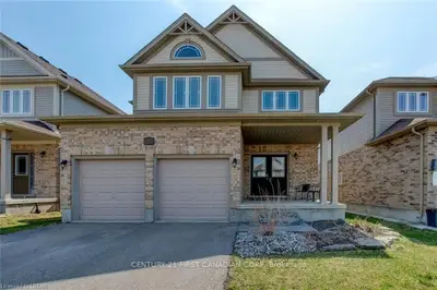 435 BLACKACRES Boulevard, London North, ON N6G 0J2