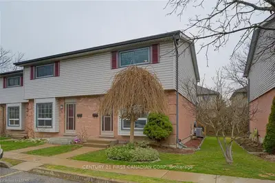 1215 CHEAPSIDE Street 24, London East, ON N5Y 5K2