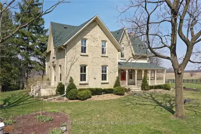 9750 FERNHILL Drive, North Middlesex, ON N0M 1P0