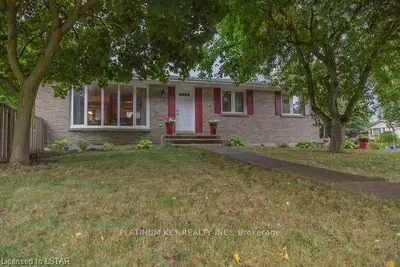 21 KINBURN Crescent, London South, ON N6E 1J3