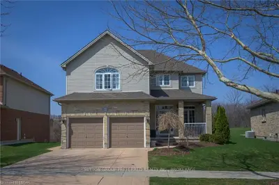 1175 THORNLEY Street, London South, ON N6K 4V5