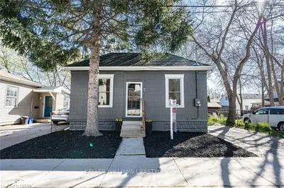 3 Henry Street, London East, ON N6B 2L6