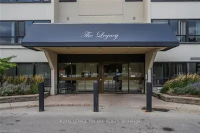 600 GRENFELL Drive 703, London North, ON N5X 2R8