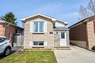 222 OLYMPIC Crescent, London North, ON N6G 3P7