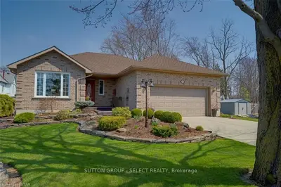 195 Queen Street, Dutton/dunwich, On N0l 1j0