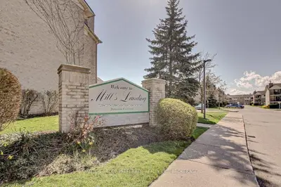 735 DEVERON Crescent 305, London South, ON N5Z 4X8