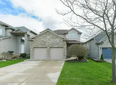 1698 HEALY Road, London North, ON N6G 5P1