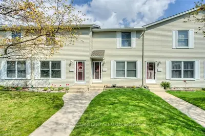 782 VISCOUNT Road 18, London South, ON N6J 4E7