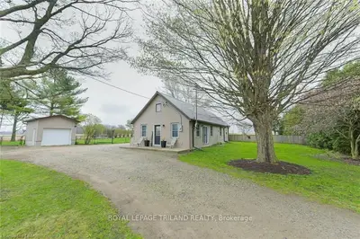6733 Andrews Drive, Strathroy-caradoc, On N0l 1t0