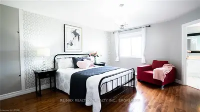 1050 Blackmaple Court, London East, ON N5Y 5P9