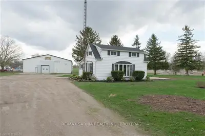 9981 LAKESHORE Road, Lambton Shores, ON N0M 1T0