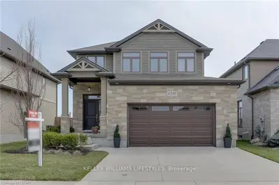 6581 UPPER CANADA, London South, ON N6P 0B9