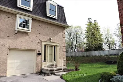 900 POND VIEW Road 18, London South, ON N5Z 4L7