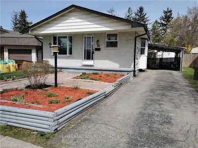 16 Beechbank Crescent, London South, ON N6E 2P2