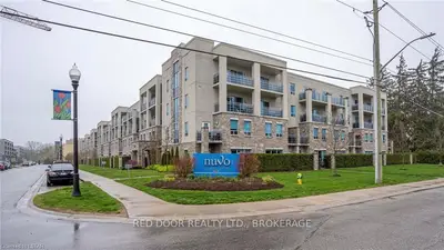 320 SUGARCREEK Trail 212, London North, ON N6H 0G3