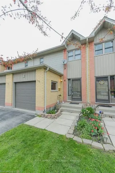 1199 HAMILTON Road 40, London East, ON N5W 5Z9