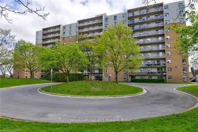 931 WONDERLAND Road S 505, London South, ON N6X 2X6