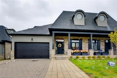 2215 CALLINGHAM Drive 52, London North, ON N6G 0P1
