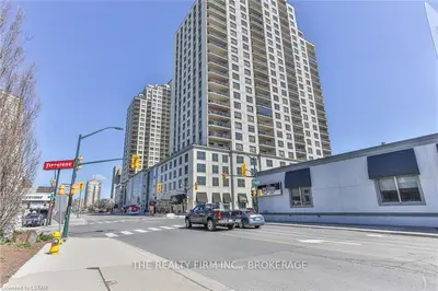 330 RIDOUT Street N 1207, London East, ON N6C 3Z3