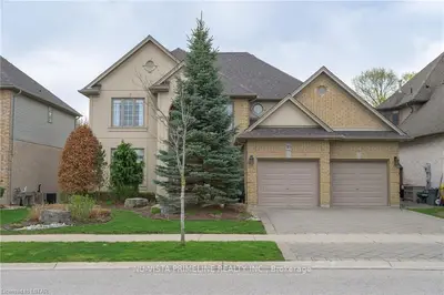 313 ELDERBERRY Avenue, London North, ON N5X 0A1