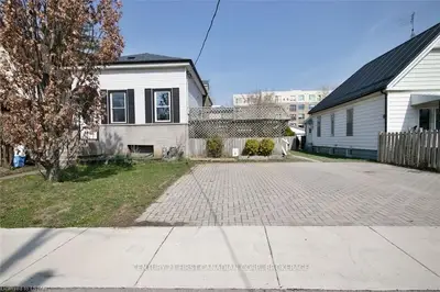 1040 KING Street, London East, ON N5W 2X8